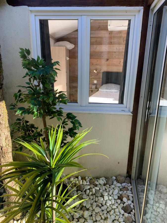 Chambre D'Hotes Naturiste Le Jardin Des Hirondelles Blanzaguet-Saint-Cybard Zewnętrze zdjęcie